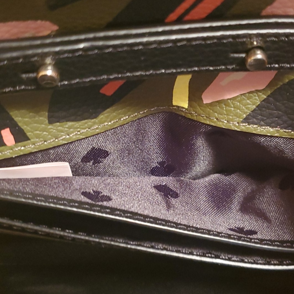 Kate Spade Wallet on a chain - Picture 10 of 16